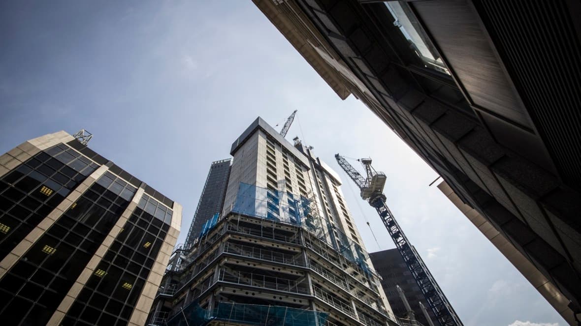 https://files.mutualcdn.com/careys/images/22-Bishopsgate.jpeg
